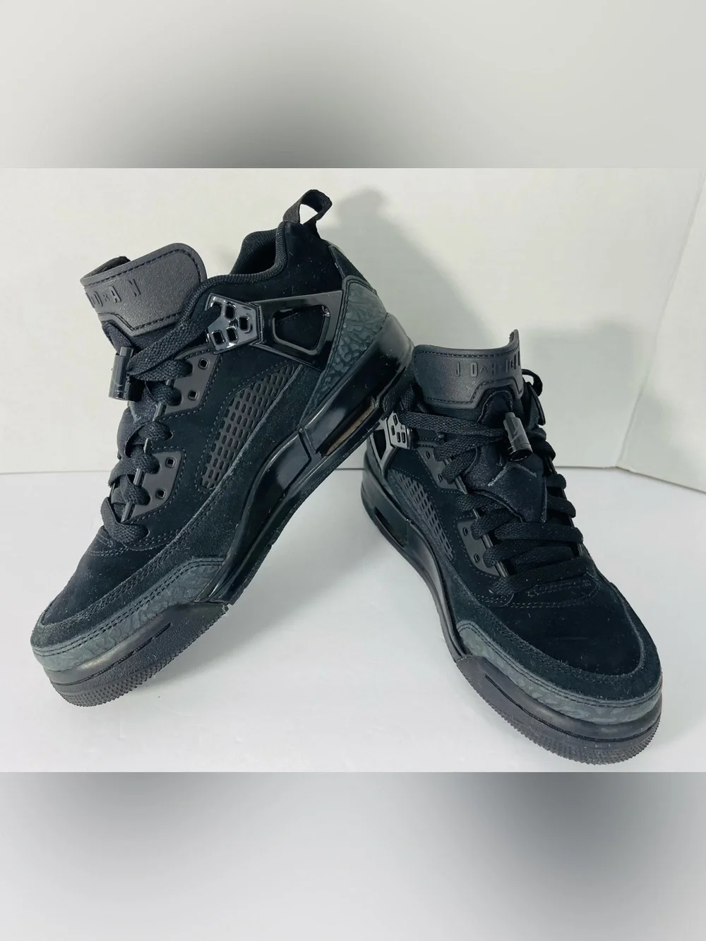 Jordan Spizike Low Shoes 5.5 Y Black with Box Excellent Condition